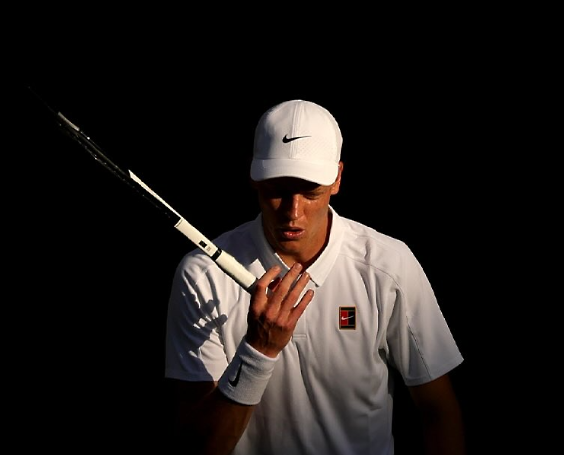 Sinner ai quarti di finale, ma Dimitrov si è dovuto ritirare avanti due set a zero