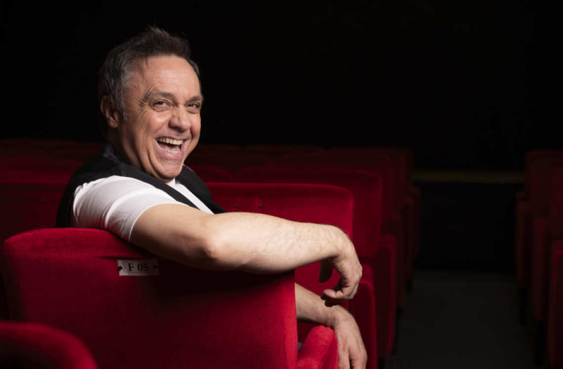 Gabriele Cirilli: "Sul palco porto la mia vita. Risate e riflessione"