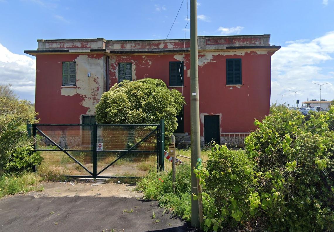 Latina, tre stranieri denunciati ed espulsi per occupazione abusiva a Capoportiere