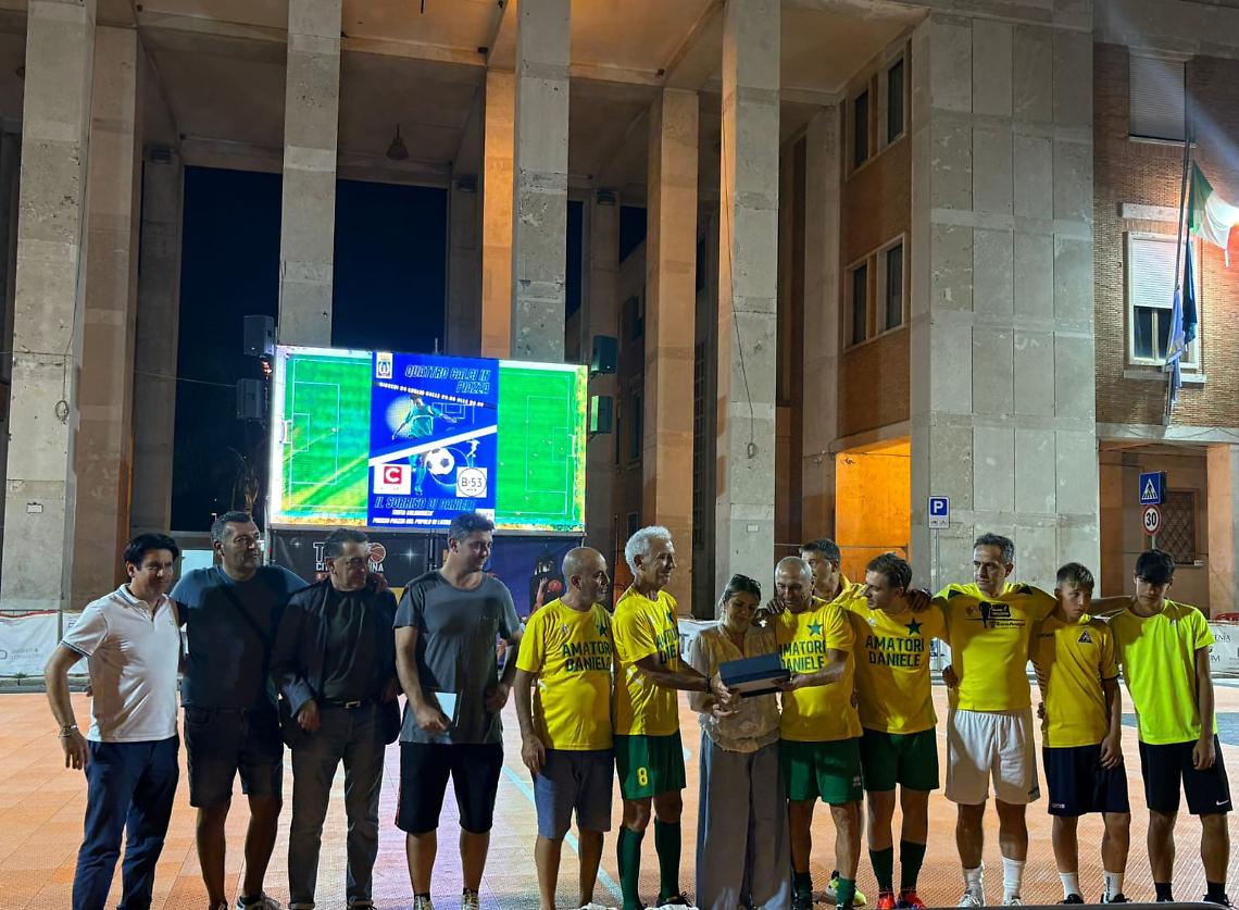 "Quattro calci in piazza", la vittoria di tutti nel ricordo di Daniele Mariani