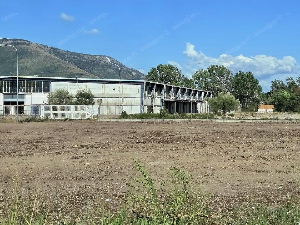 Interravano gli scarti della bonifica, sequestrata una discarica abusiva nell'ex Pacifico