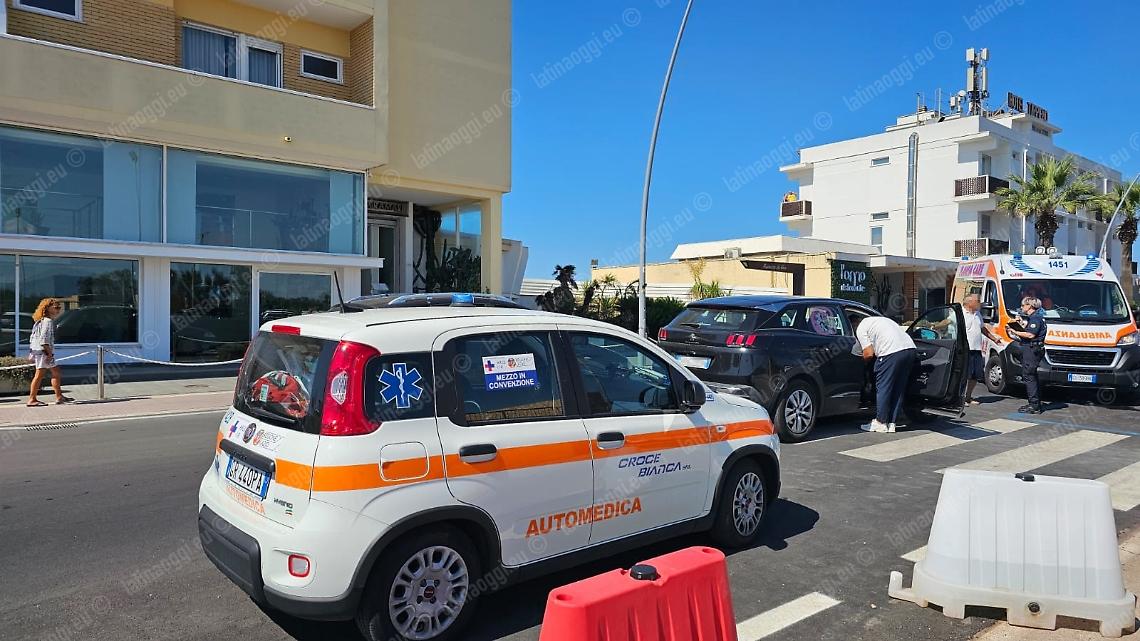 Donna investita mentre va in spiaggia, ricoverata in codice rosso