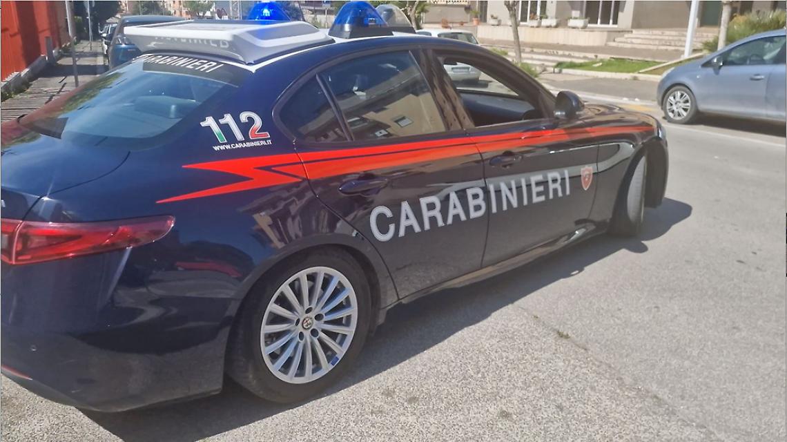 Tentato furto in abitazione a Pontinia: arrestato un 48enne, denunciato il proprietario che ha sparato con il fucile