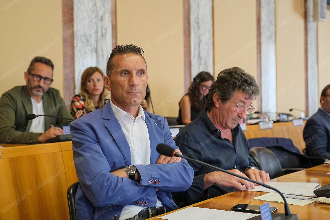 «Piano antenne, Addonizio non è all’altezza»