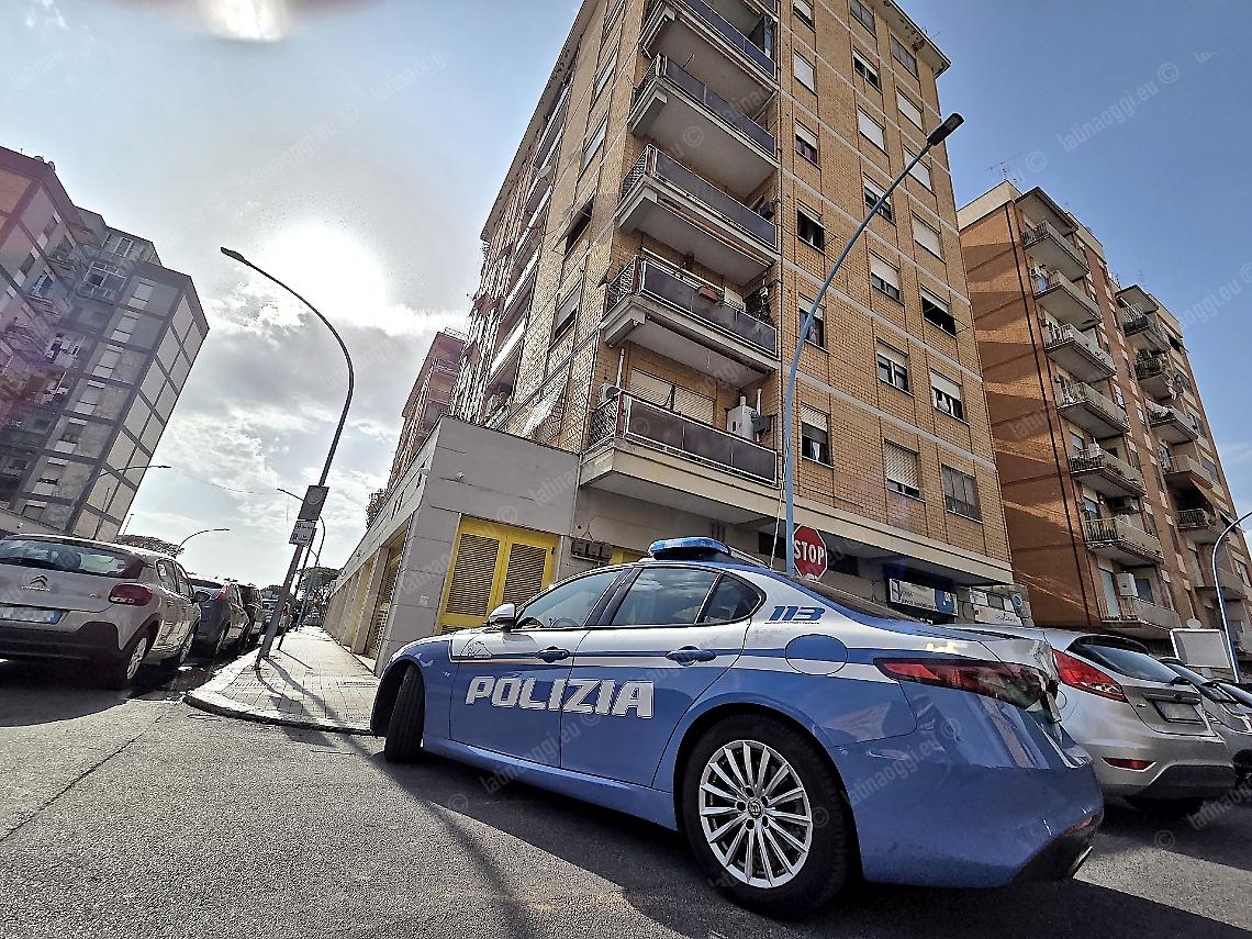 Tragica caduta dal balcone, sequestrato lo smartphone della studentessa