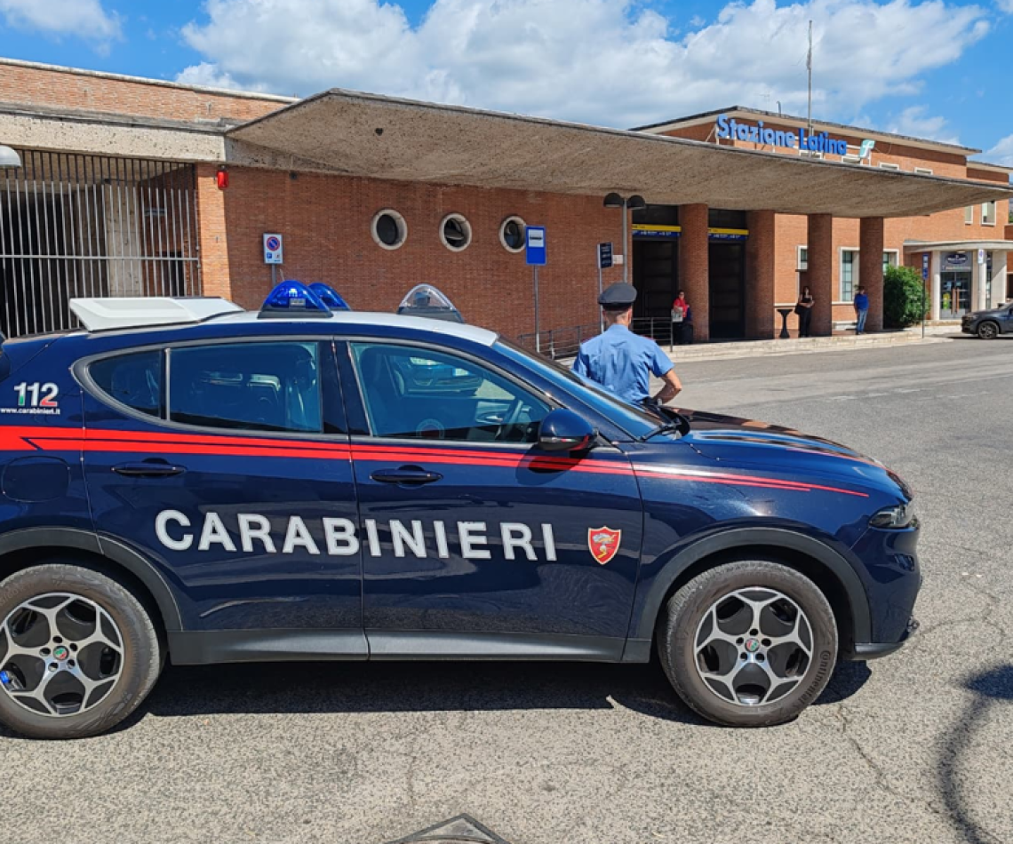 Crea il panico nel bar della stazione, denunciato 49enne