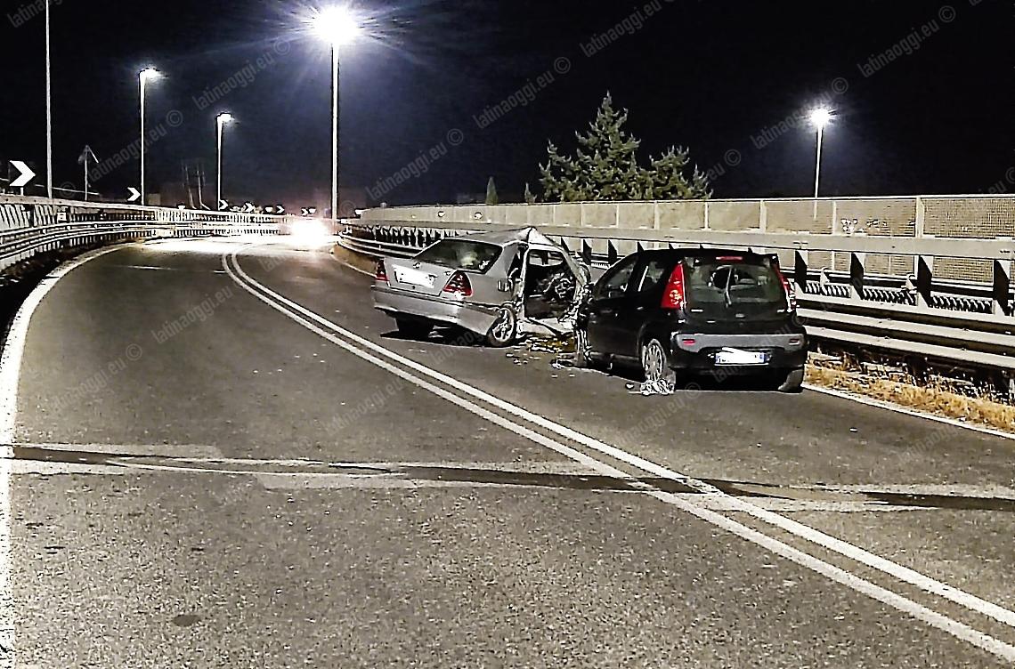 Schianto fatale nella notte: la vittima è la 19enne Olsi Pezi