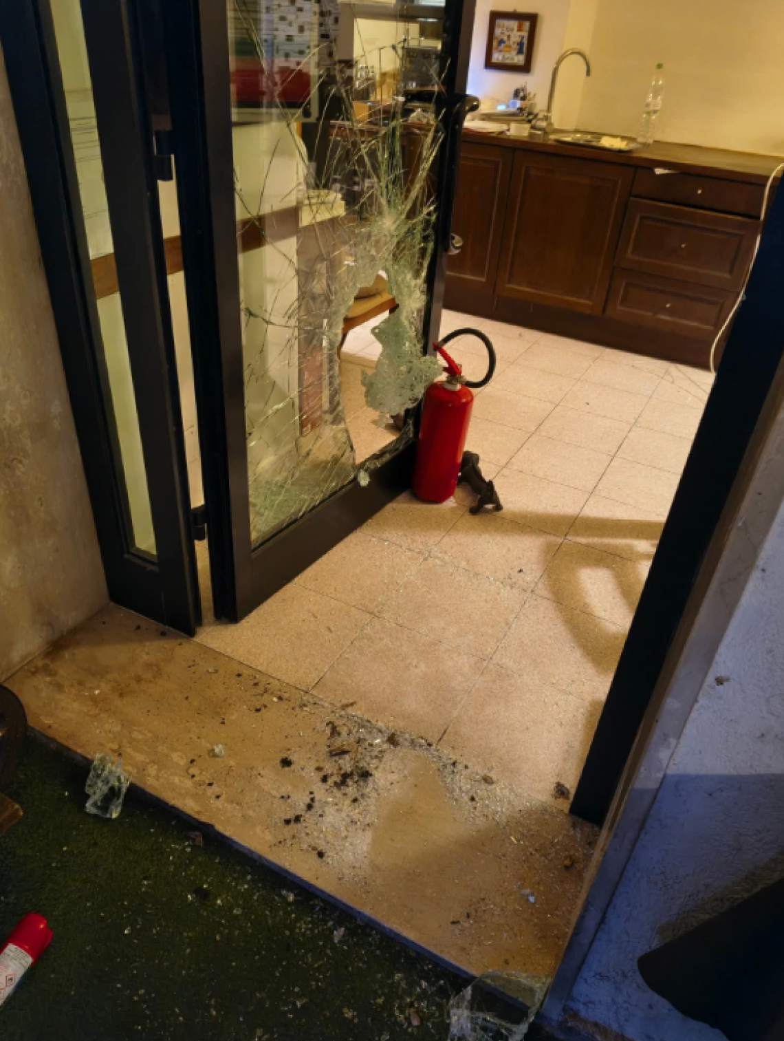 Ladro solitario in azione nel ristorante