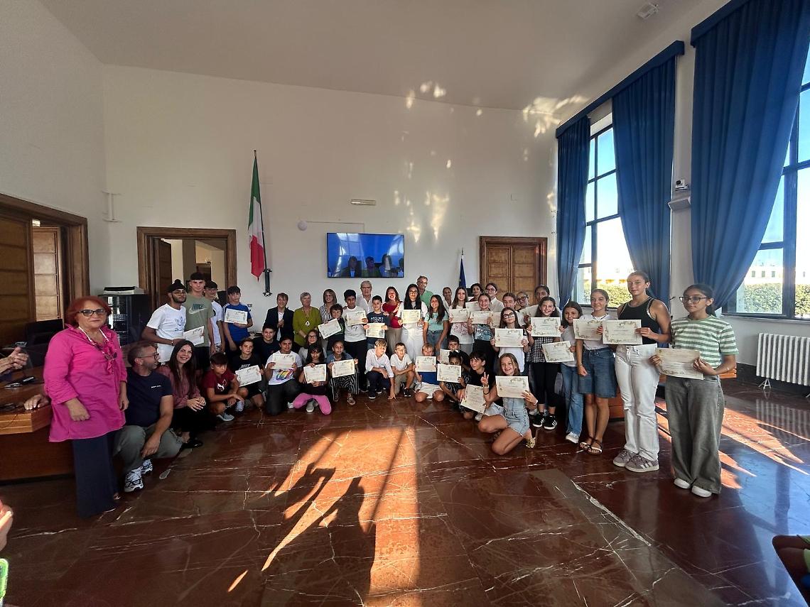 Borse di studio, cerimonia in Comune a Sabaudia per gli studenti più meritevoli