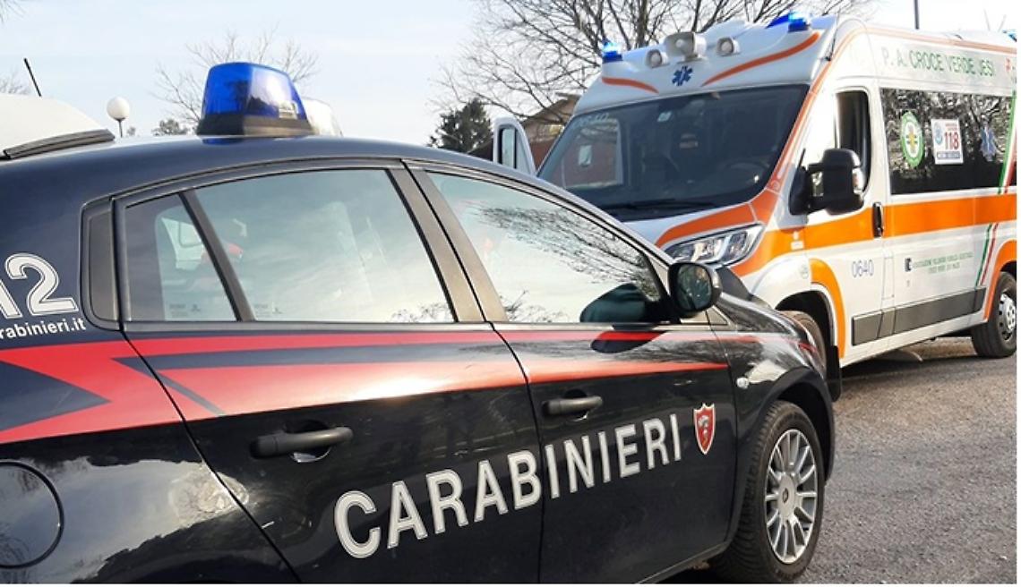 Tenta il suicidio, 50enne salvato dall'intervento dei Carabinieri