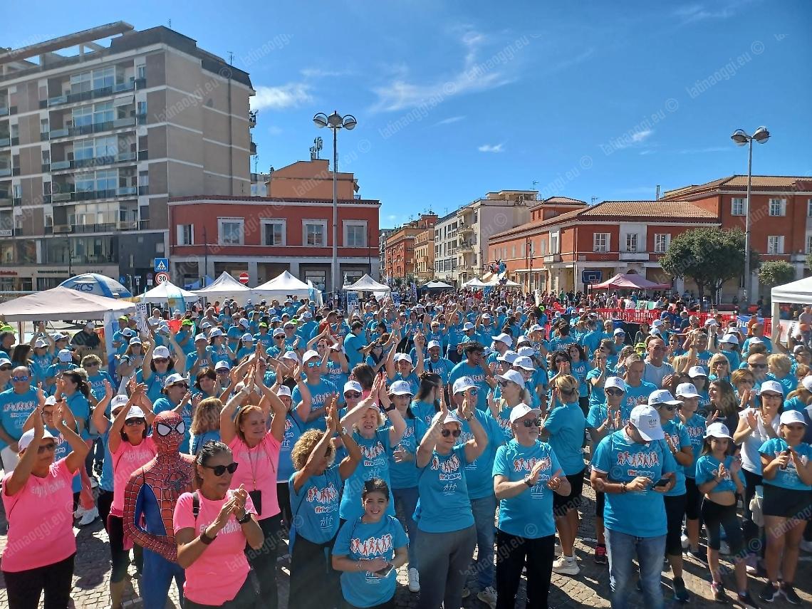 Latina, in mille alla Fitwalking for Ail
