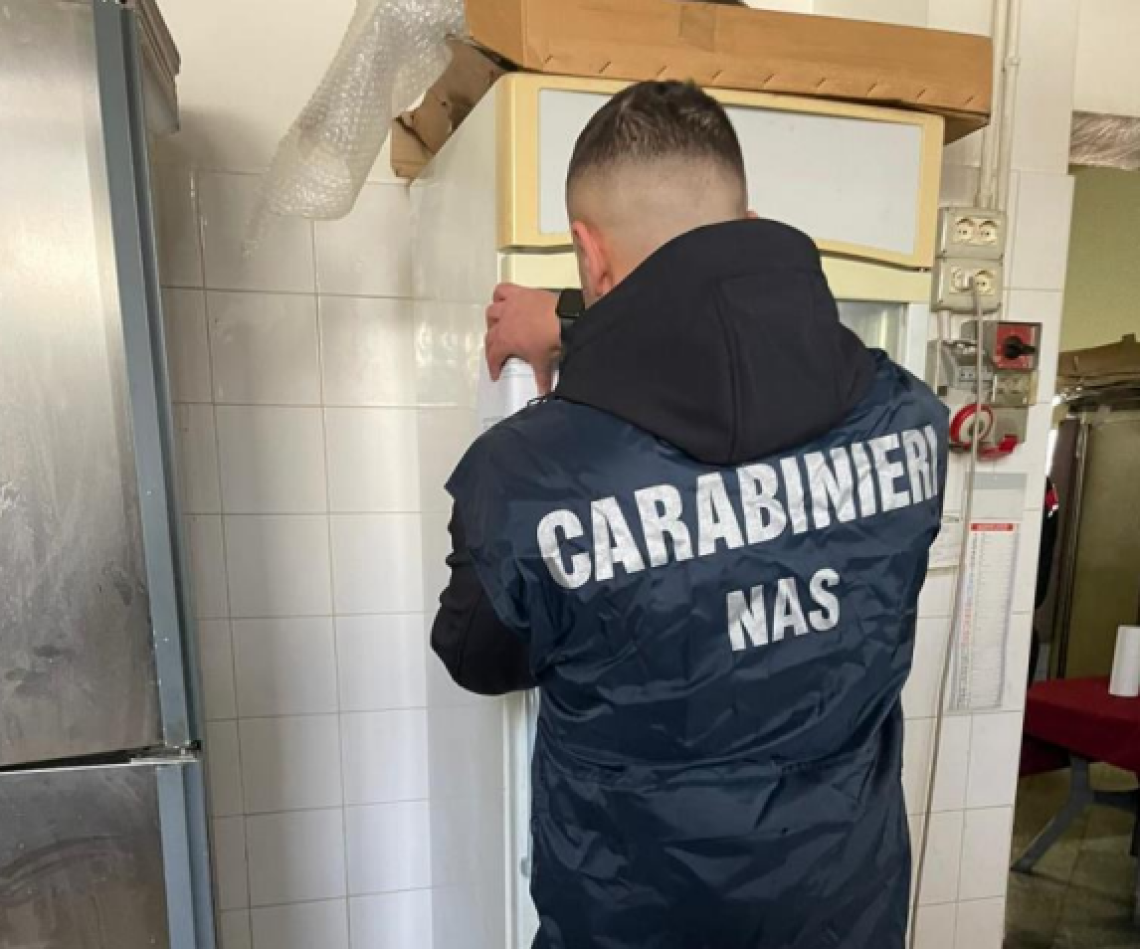 Licenza sospesa a un bar per gravi carenze igieniche: controlli dei Nas in provincia 