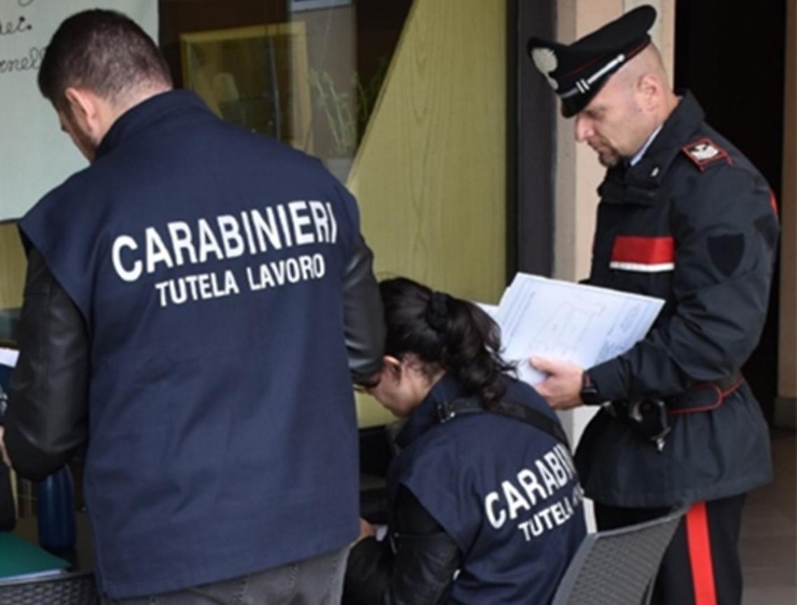 Controlli dei Carabinieri contro il caporalato, azienda agricola sanzionata