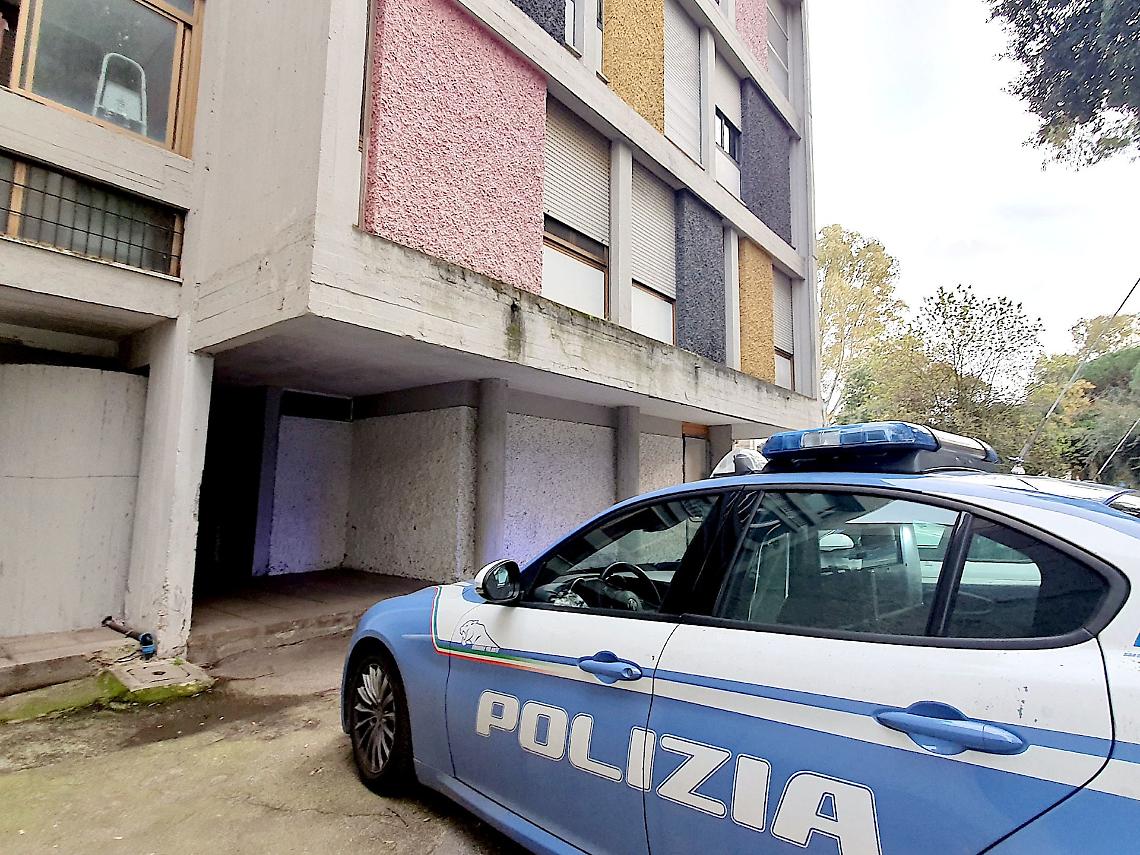 Scappa alla vista della polizia, Nico "Spadino" preso con 40 grammi di crack