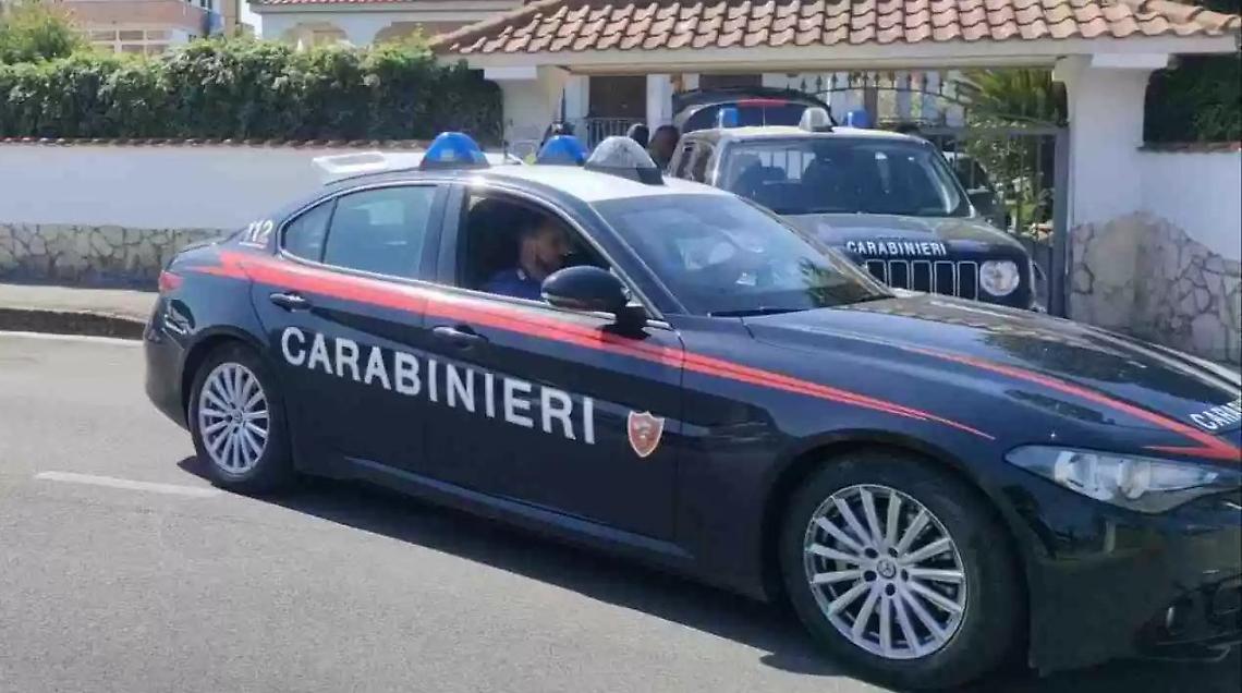 Formia, 15mila euro di carburante con carte clonate: arrestato 39enne