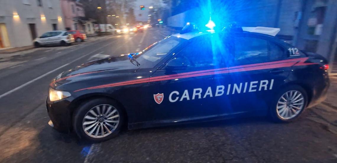 Fermato con un coltello a serramanico, denunciato 38enne a Latina