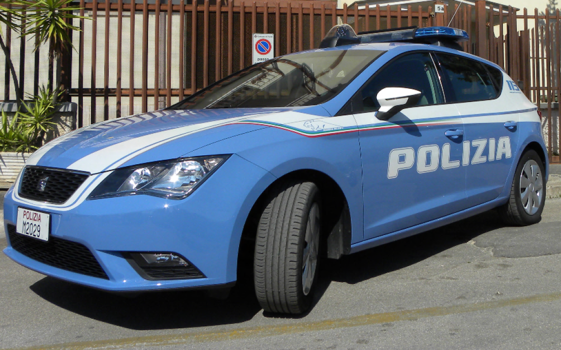 Immigrazione irregolare, sospesa l'attività in un esercizio commerciale