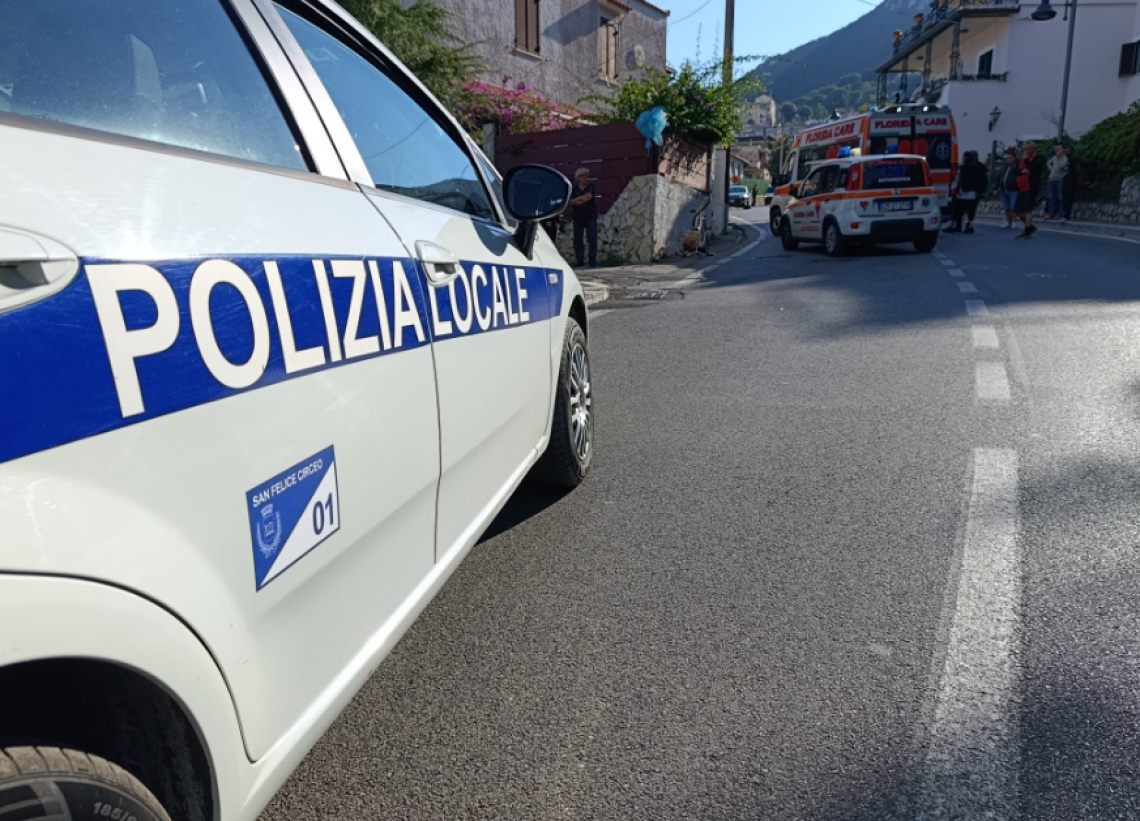 Grave incidente in via Roma: madre e figlio in codice rosso