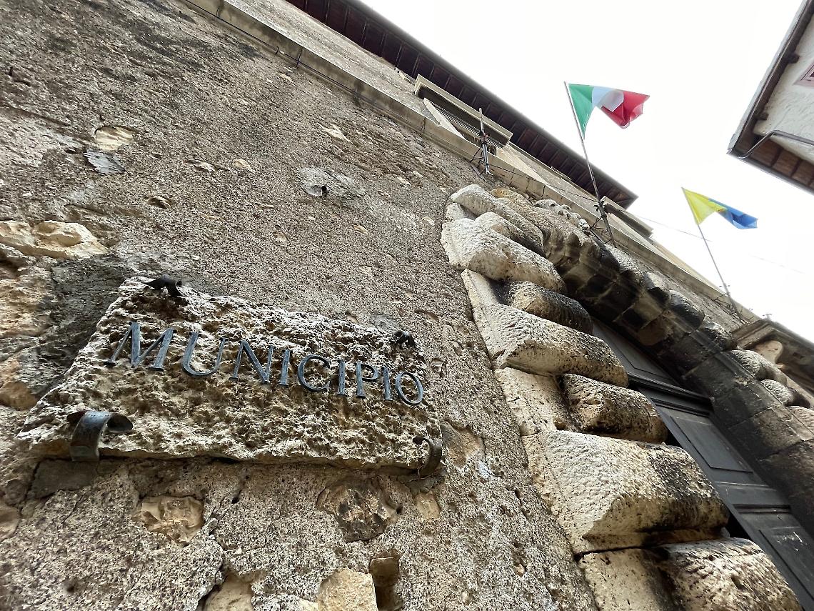 Sermoneta più accessibile, avviato il piano per l'eliminazione delle barriere architettotinche 