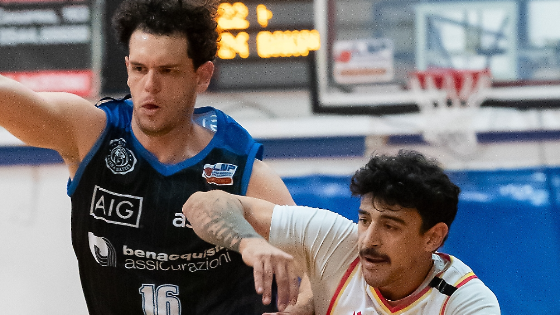 Latina centra le sesta vittoria in sette gare espugnando Ravenna