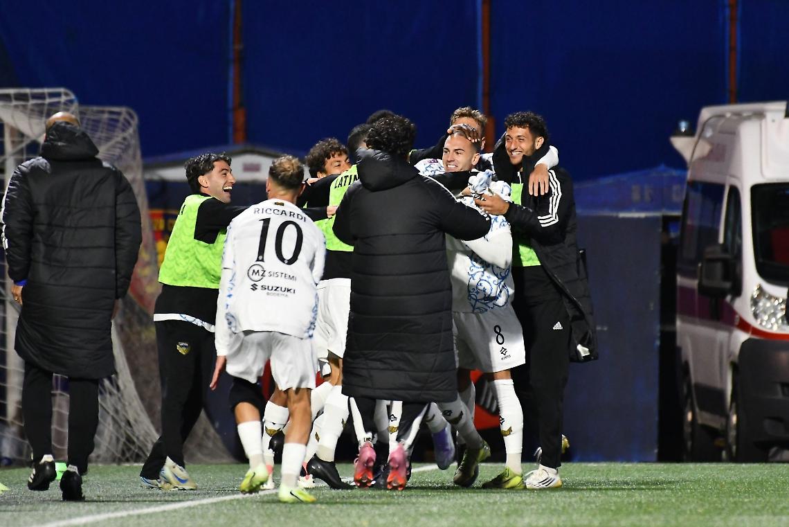 Latina Calcio, le pagelle: Mastrantonio è un portiere con i "fiocchi"