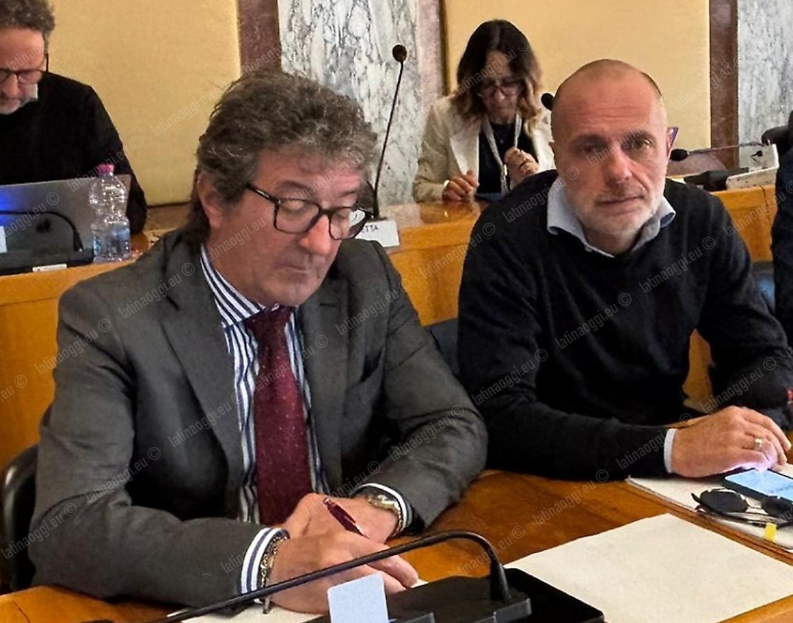 Forza Italia: "E' un salto nel vuoto"