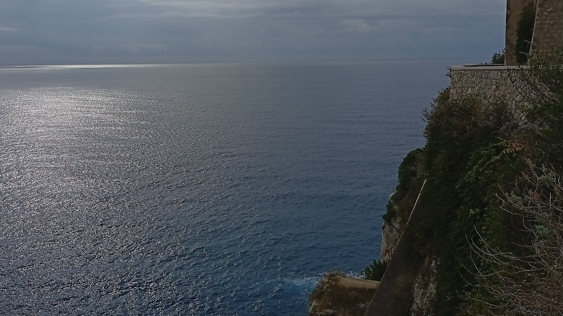 Vendesi un tratto di belvedere:  la denuncia dell’associazione "La Piazza"