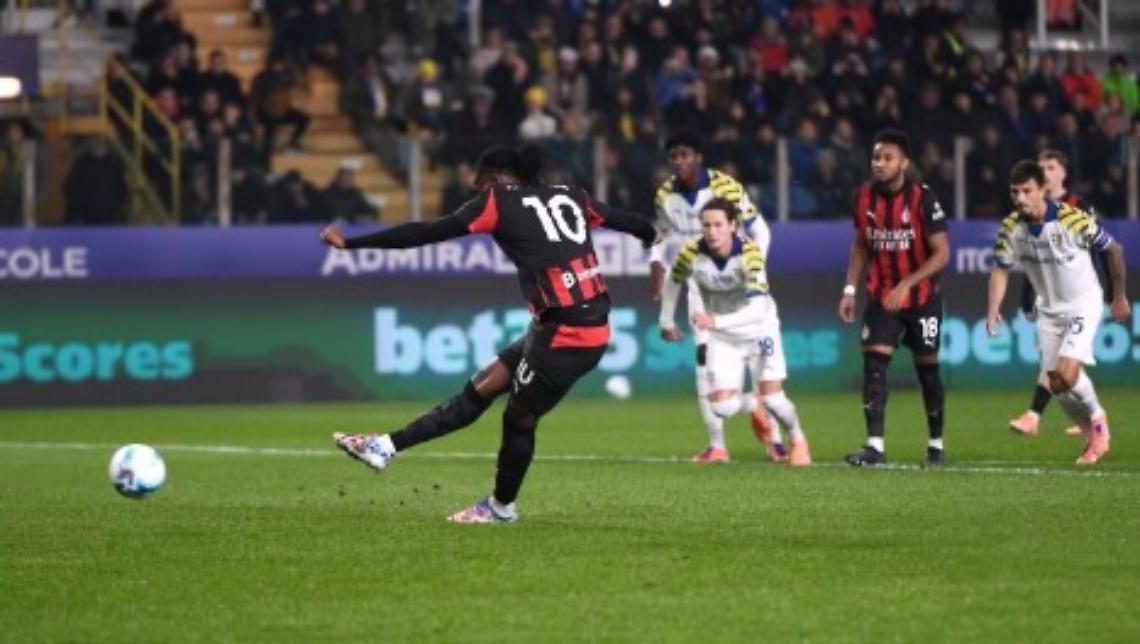 Il Milan va avanti 2-0, ma si fa riprendere dal Parma