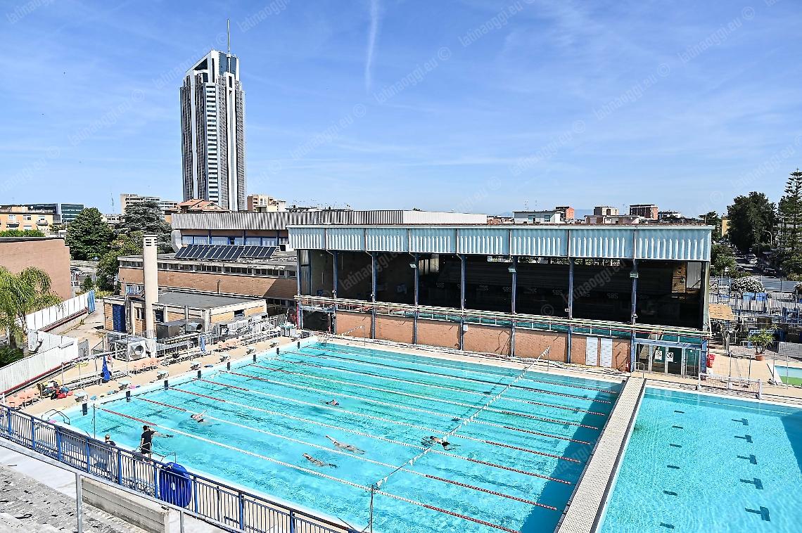 Piscina, riconosciuti debiti da 800mila euro verso l'ente
