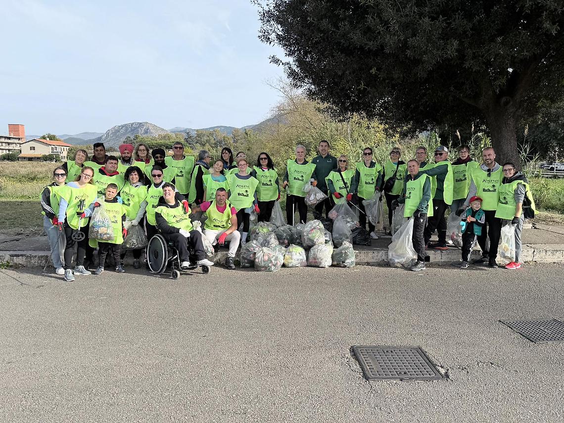 "Curiamo il Borgo tutto l’anno": grande partecipazione alla passeggiata ecologica della Pedagnalonga