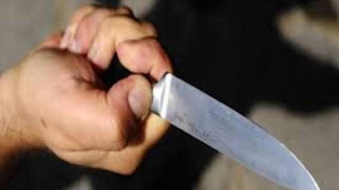 Lite per futili motivi a Cisterna: 58enne minaccia connazionale con un coltello