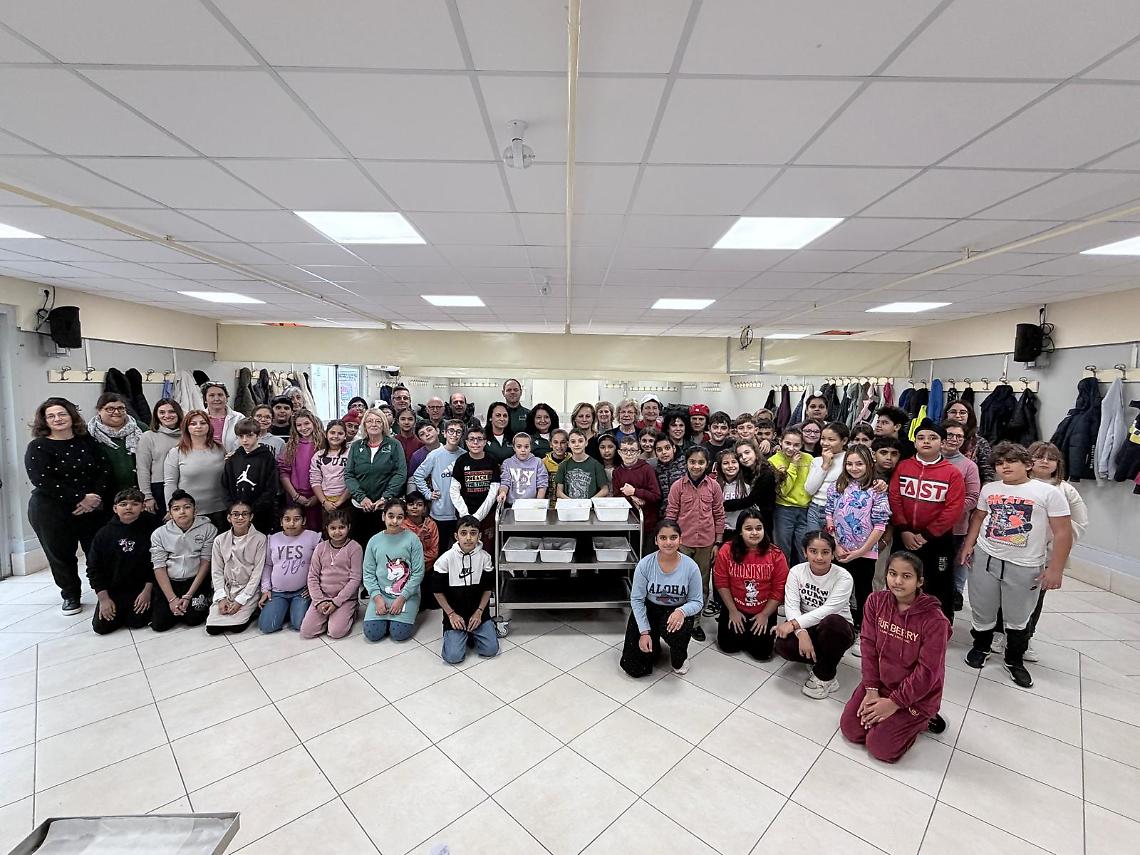 Pedagnalonga e Centro Anziani Hermada insieme per la tradizione dei biscotti fatti a mano