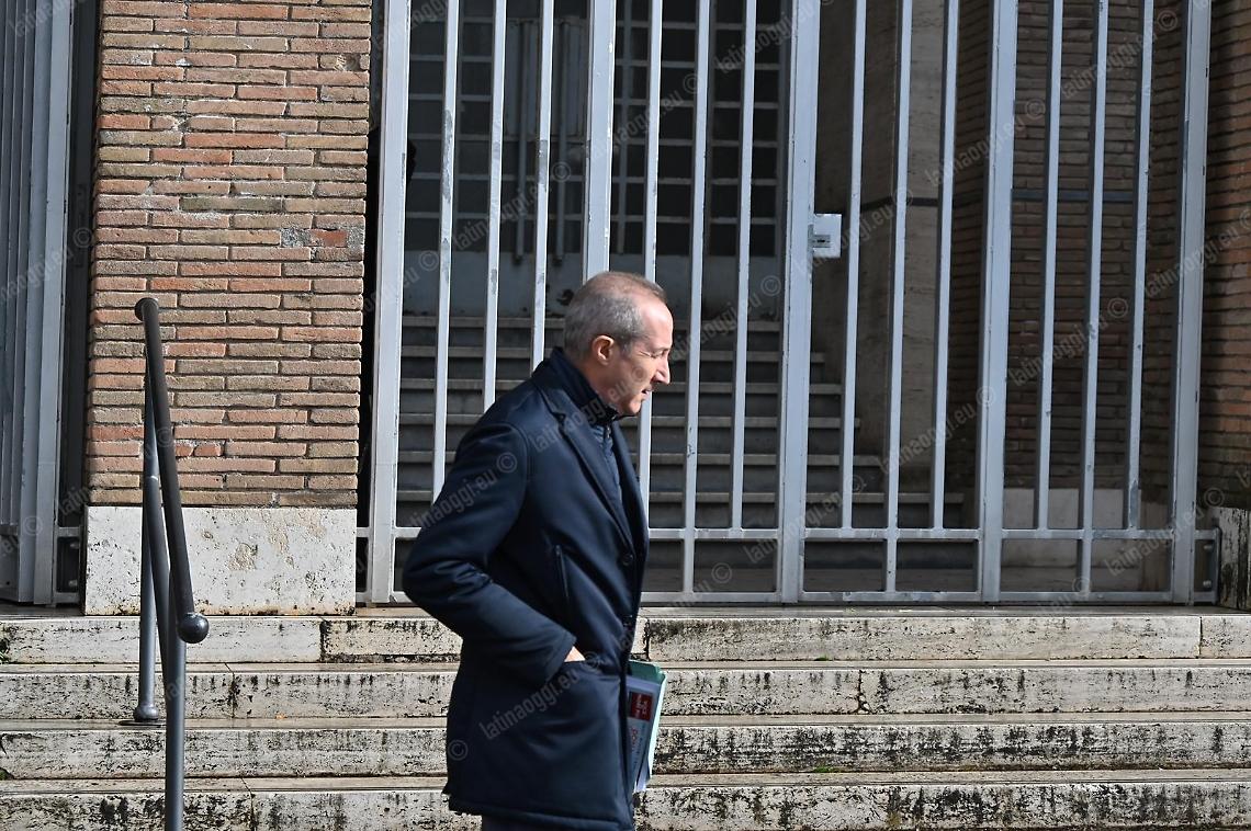 Favori e soffiate al Comune di Sperlonga,  Cusani non risponde al gip