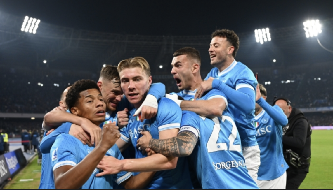 Doppio Hojlund, il Napoli supera la Juventus 2-1