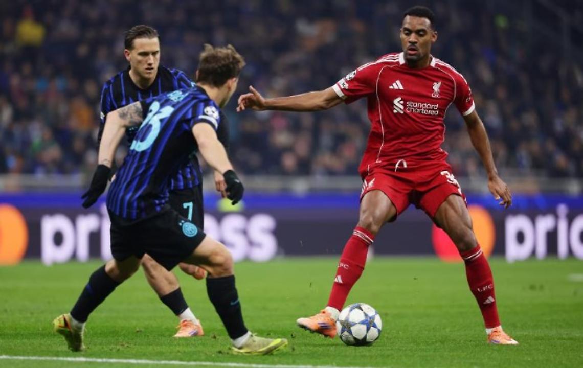 Inter, sconfitta di... rigore con il Liverpool. Notte da sogno per l'Atalanta