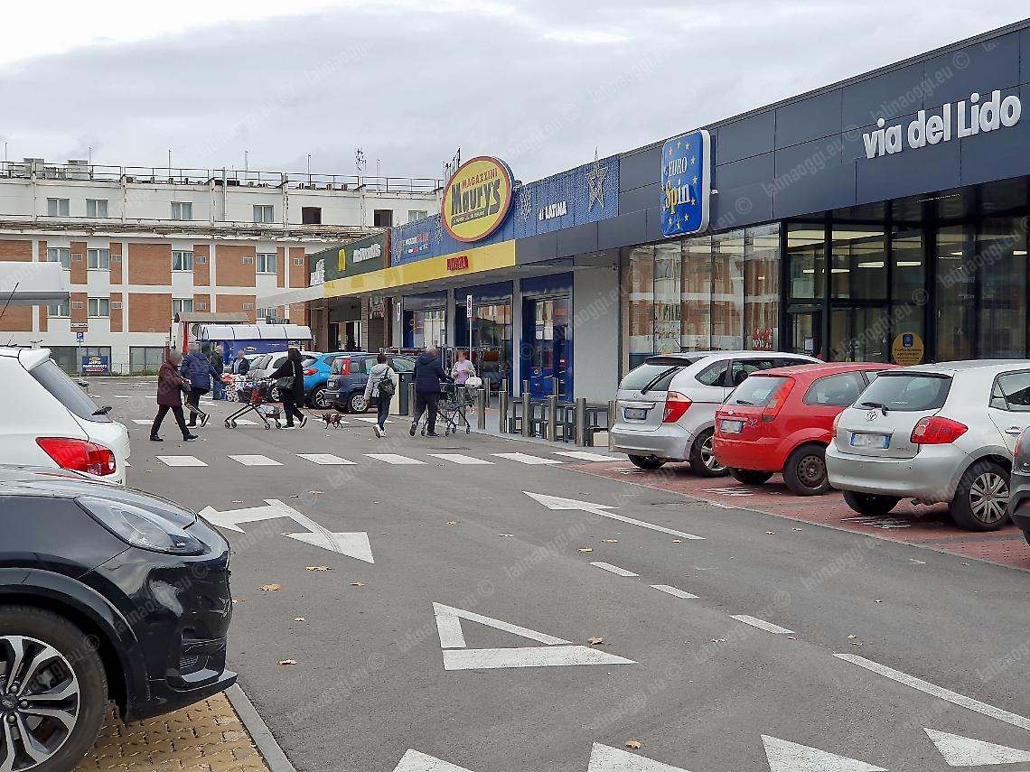 Centro commerciale in Q3, l'ordine degli ingegneri prende tempo