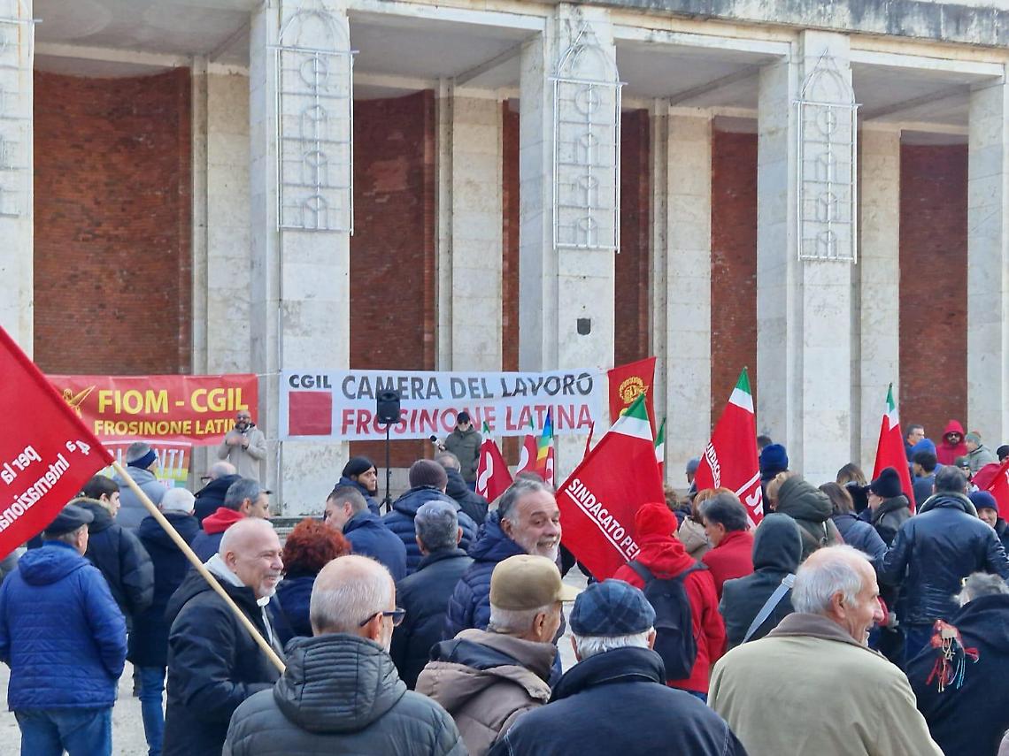 Sciopero generale contro la Manovra, la Cgil scende in piazza