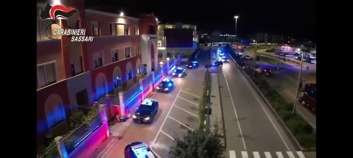 Droga, operazione Polo Ovest:  sgominata la maxi rete della produzione e del traffico