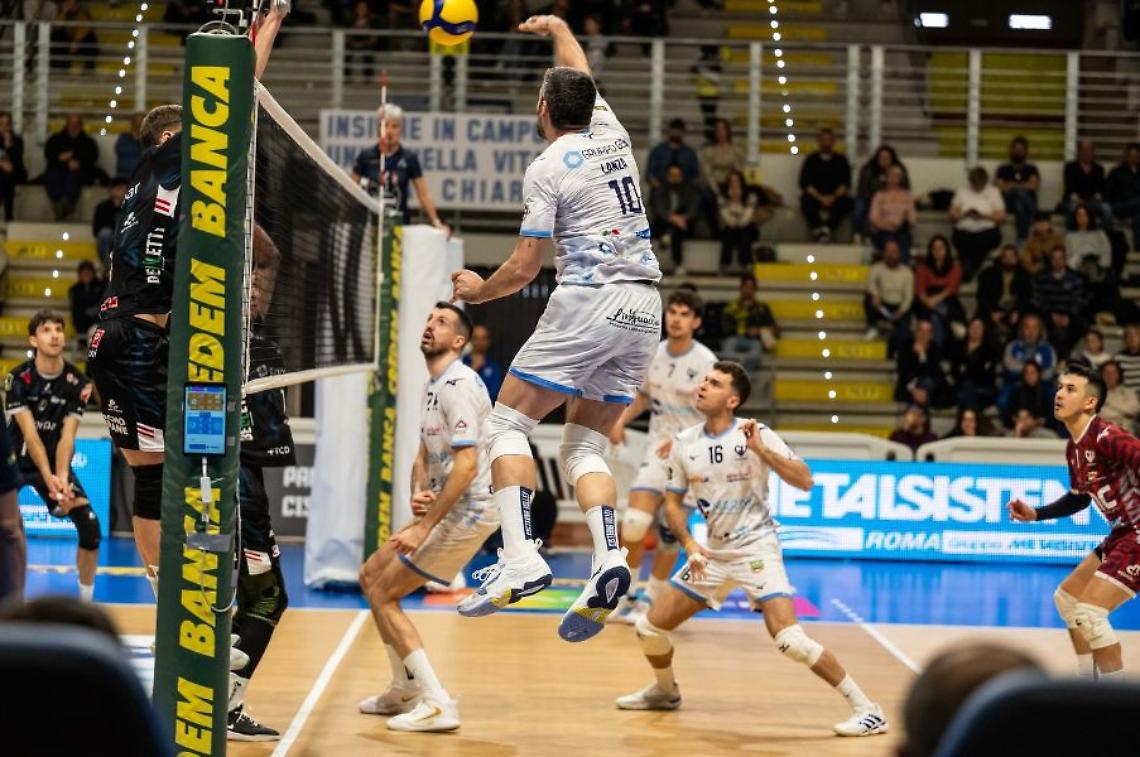 Cisterna, Lanza ne ha davvero per tutti