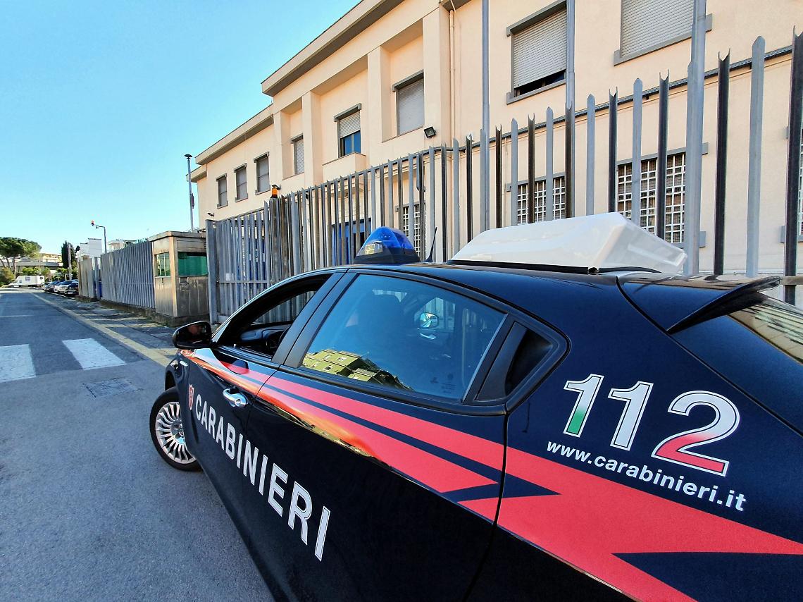 Scarcerato per una grave allergia, ma&nbsp;non rispetta i domiciliari: torna in carcere