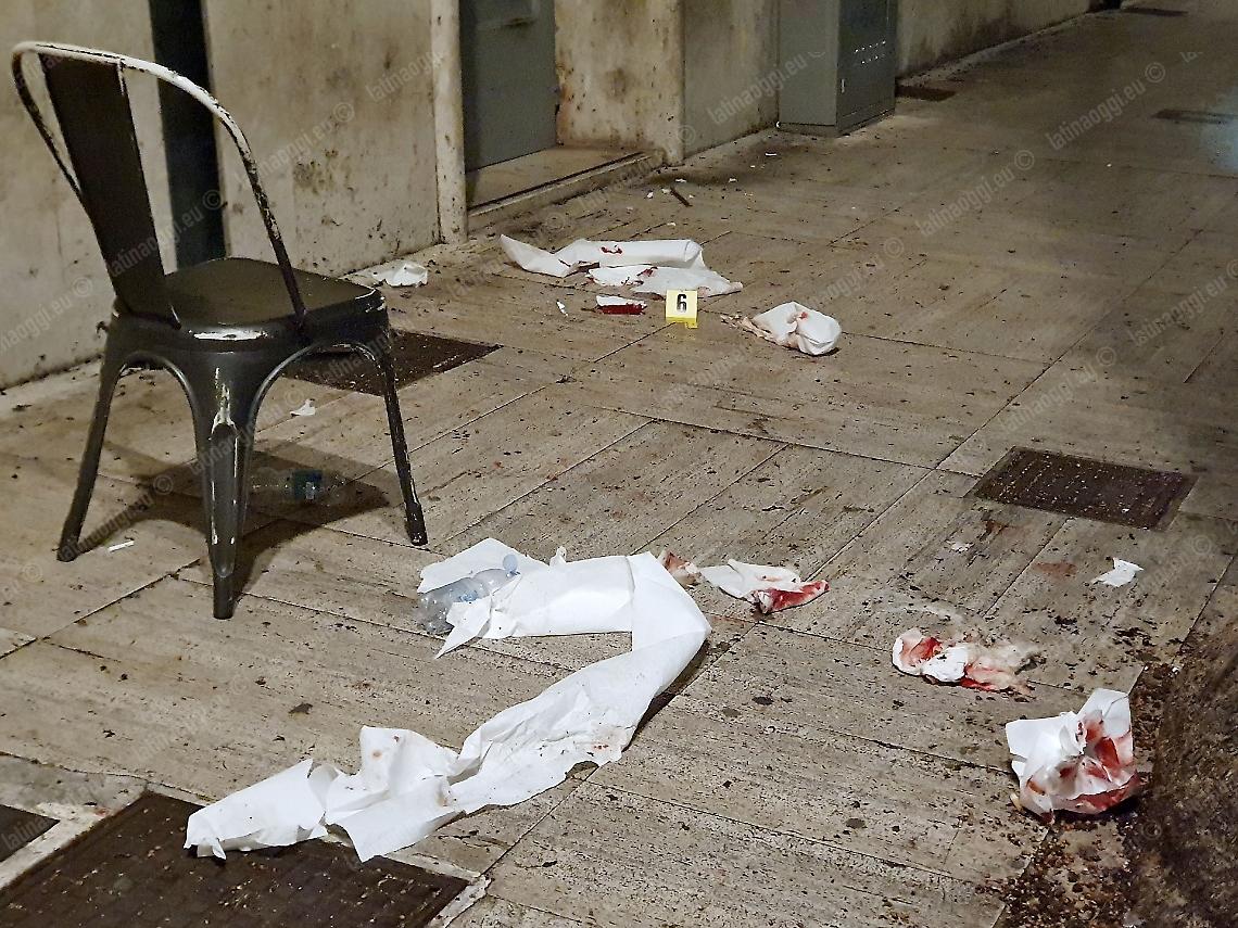 Coltellate in zona pub, Daspo urbano annullato per un minore