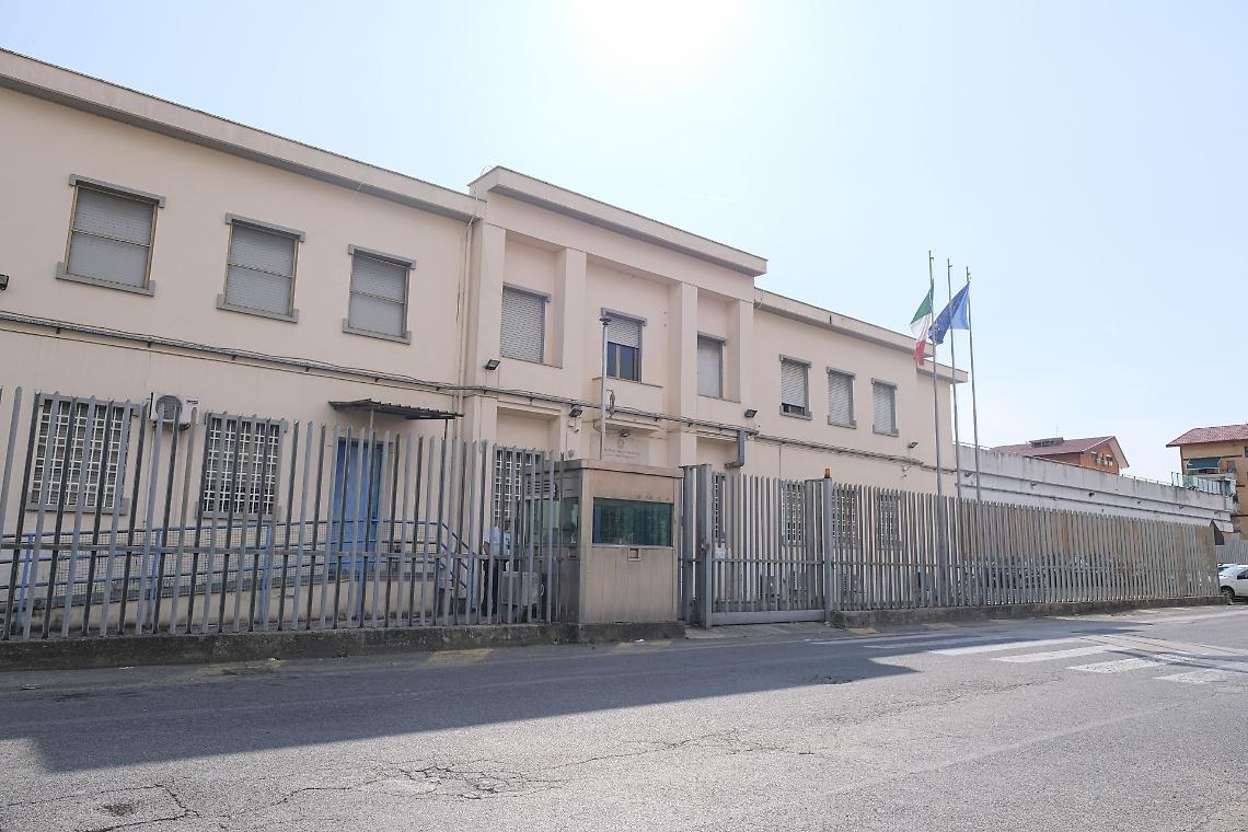 Aggressioni in carcere, applicato per la prima volta il reato di rivolta