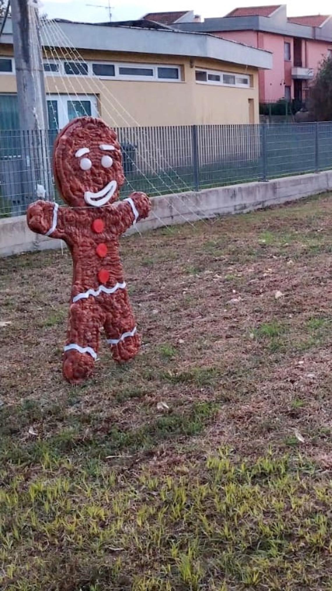 Dopo le statue del presepe rubato anche un pupazzo luminoso a Borgo Santa Maria