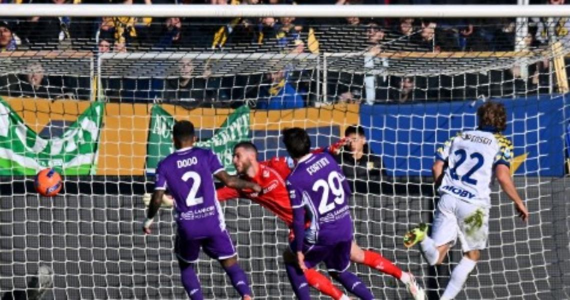 La Fiorentina ripiomba nell'incubo: il Parma vince 1-0