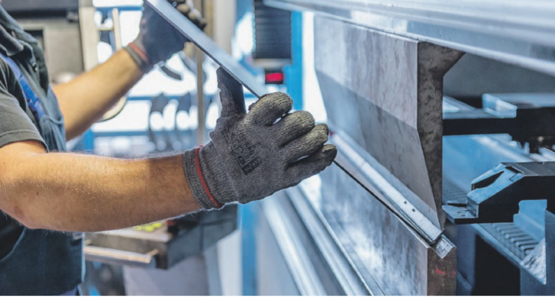 Lavoro, &egrave; allarme precariato. I numeri del report Cgil