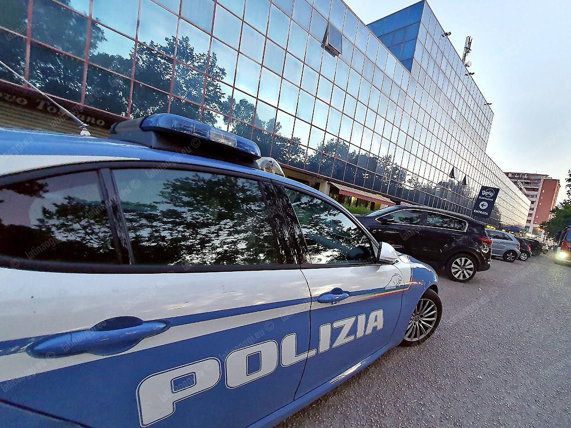 Il cliente non vuole pagare, la lite con la escort finisce a spintoni