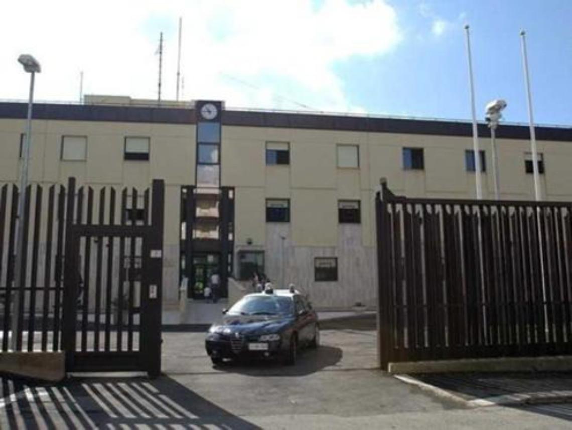 Aprilia, trovato in un cantiere con arnesi da scasso: denunciato un 43enne