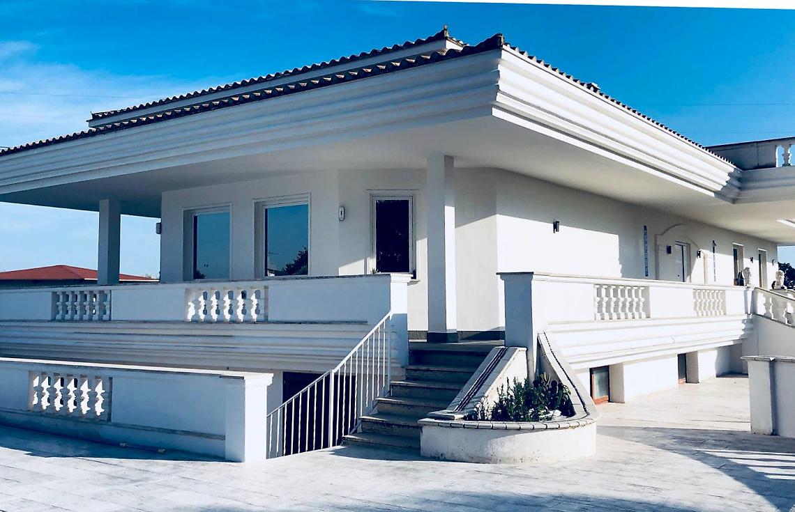 Nell'impero economico di Agresti l'anomalia della villa pagata solo 110.000 euro