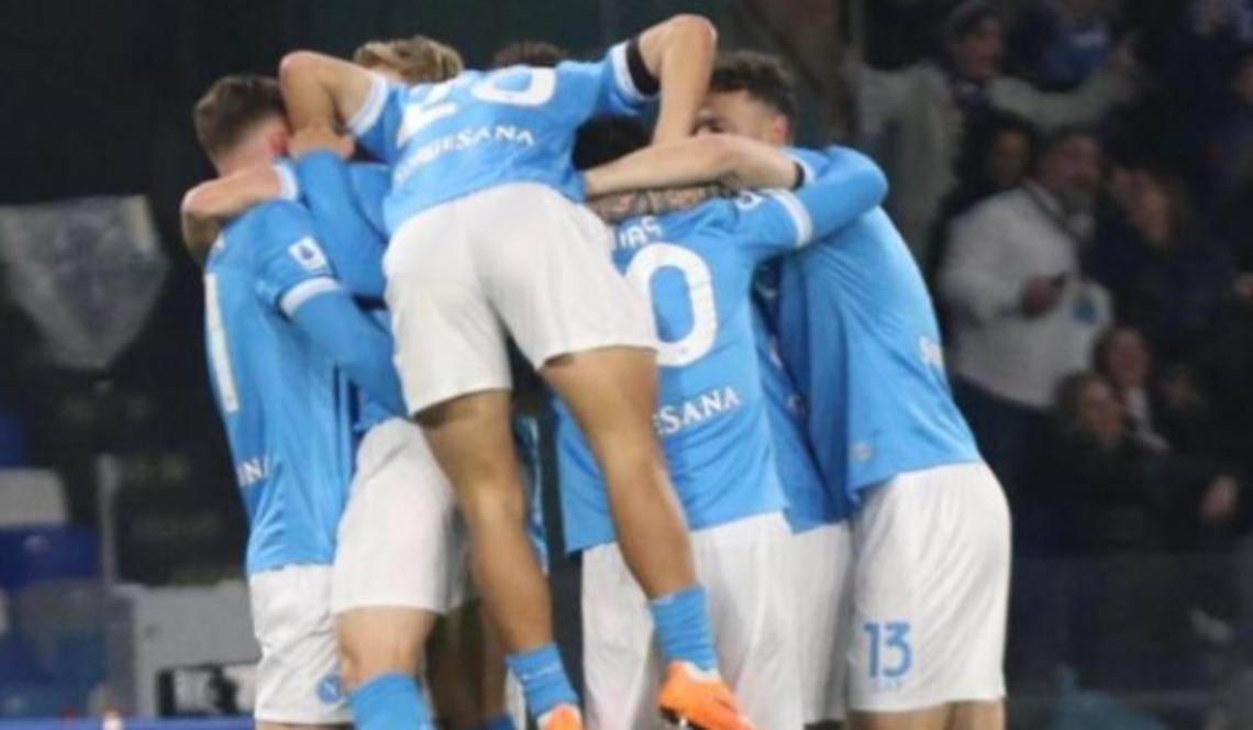 Il Napoli risponde all'Inter: 1-0 al Sassuolo