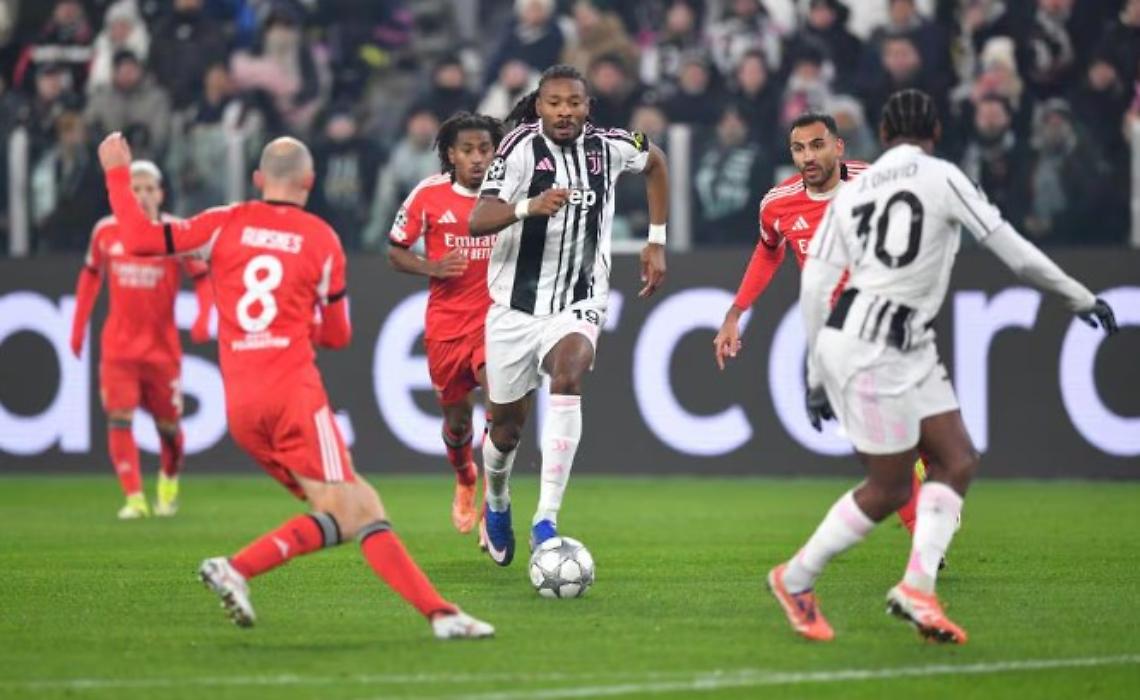 La Juventus supera 2-0 il Benfica, sconfitta casalinga per l'Atalanta: entrambe ai play off